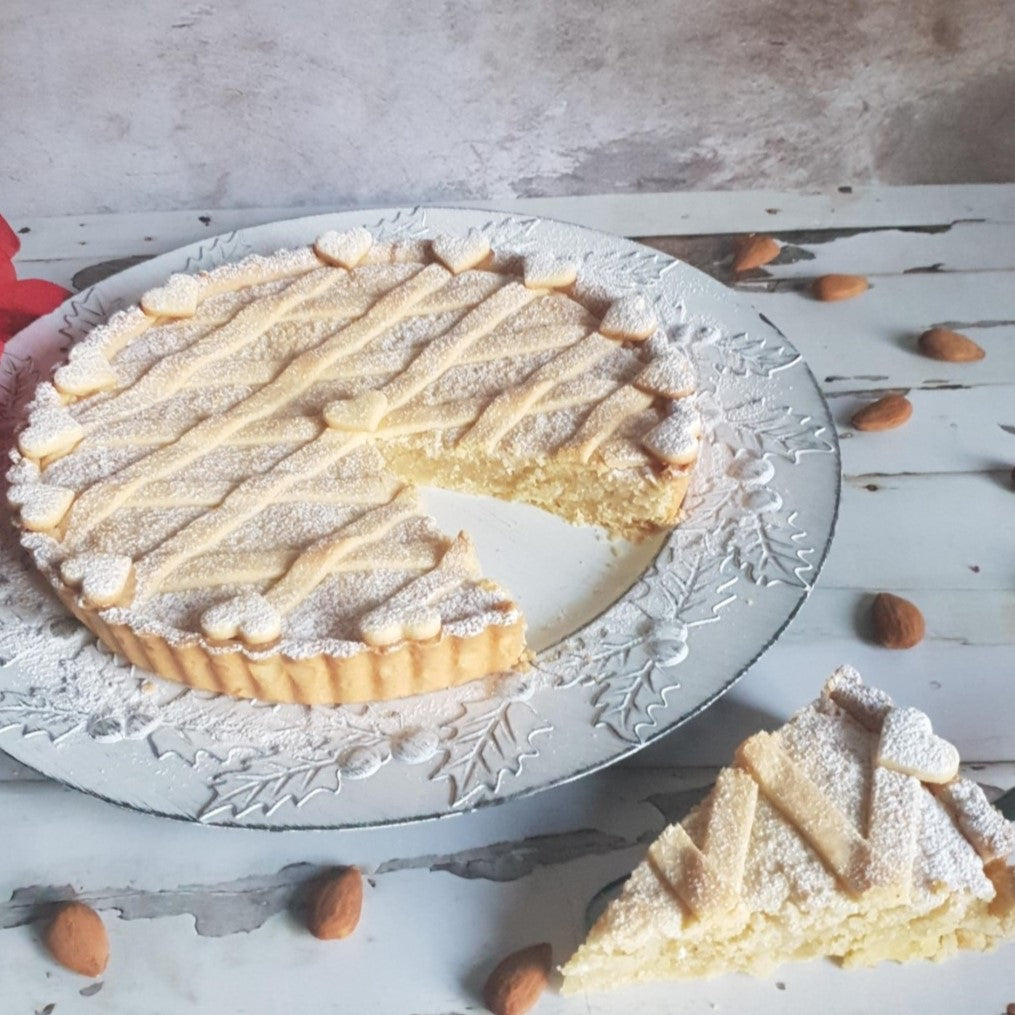 Crostata della nonna rivisitata con crema di mandorle